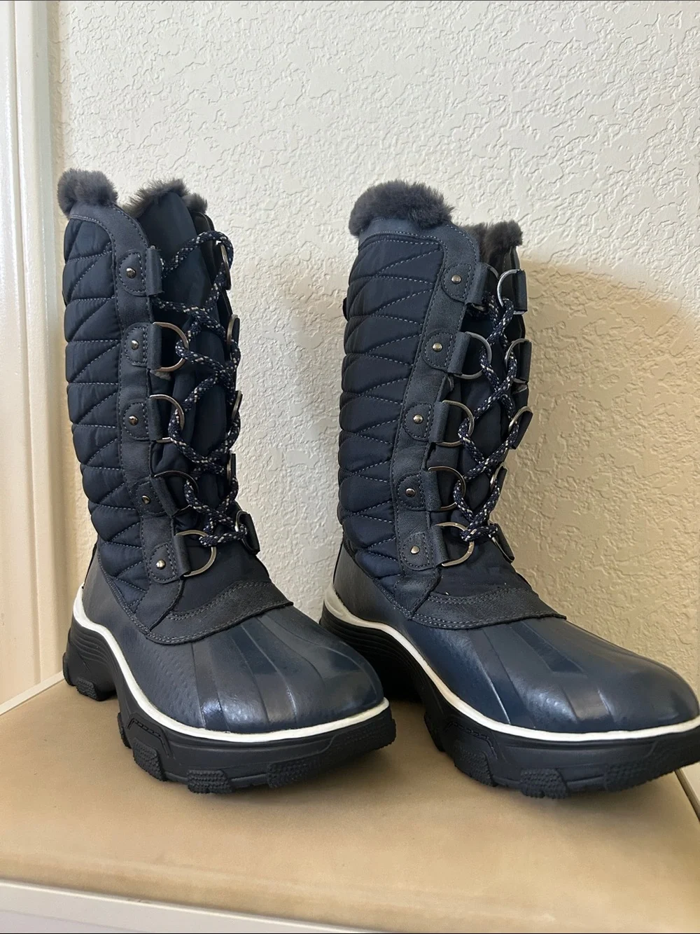 JBU Navy Quilted Lace-Up Fur-Trim Winter Boots
